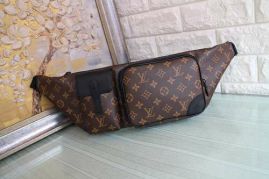 Picture of LV Mens Bags _SKUfw129927304fw